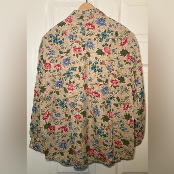 Liz Wear Size 🟣 Medium Petite Vintage Floral Button Down Shirt - Picture 3 of 7